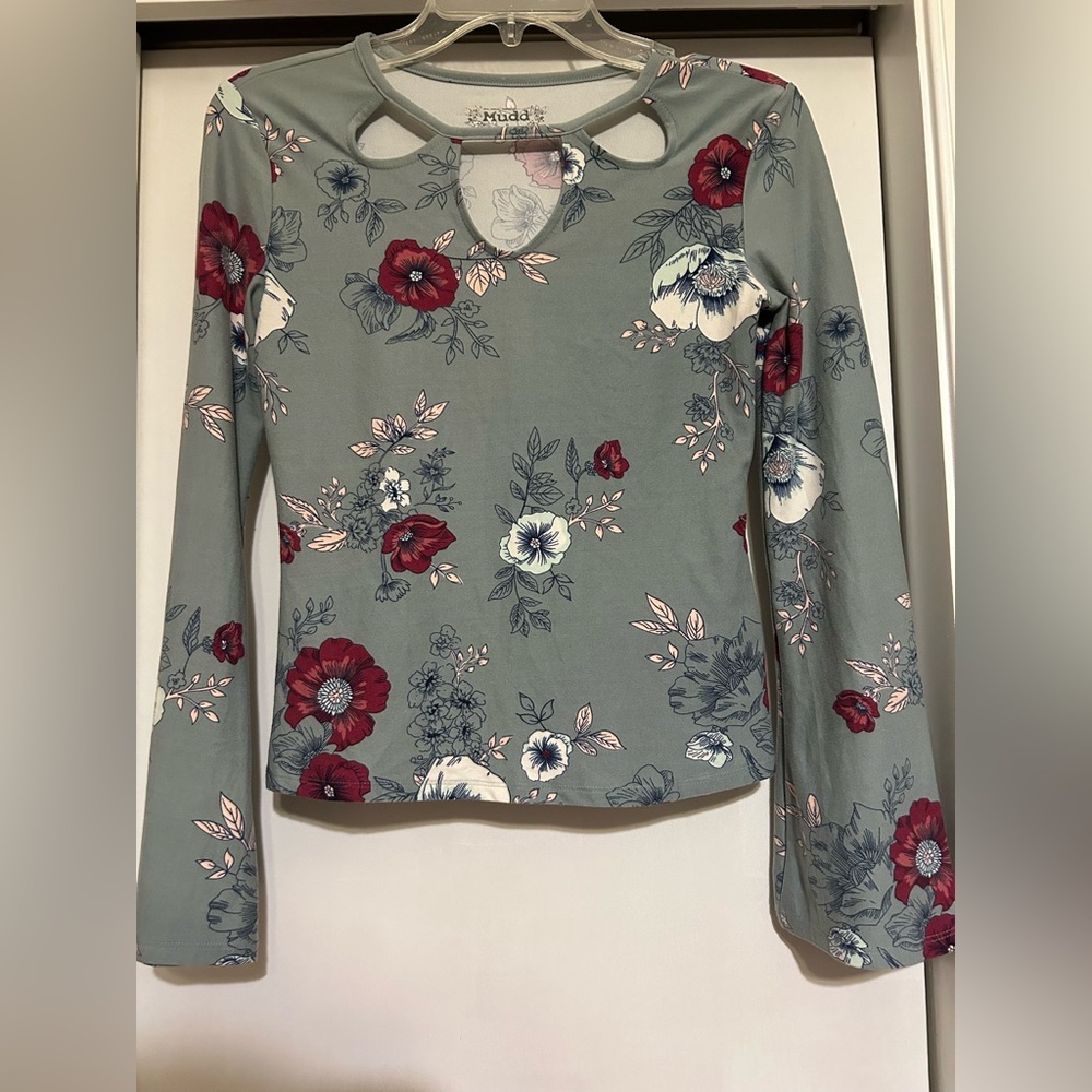 Mudd Floral Cutout Long Sleeve Top - Green and Red